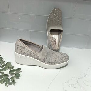 Martha Stewart Women's Pier-Lite Reflection Slip-On Wedge Shoes Size 8 Gray
